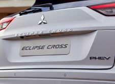 Mitsubishi Eclipse Cross Phev 32