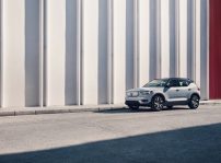 Volvo Xc40 Recharge P8 Awd In Glacier Silver,