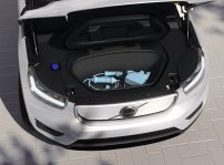 Volvo Xc40 Recharge P8 Frunk