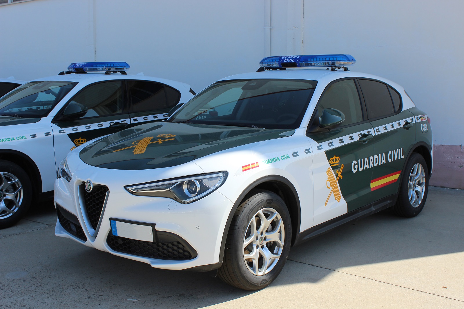 Alfa Romeo Stelvio Guardia Civil (2)