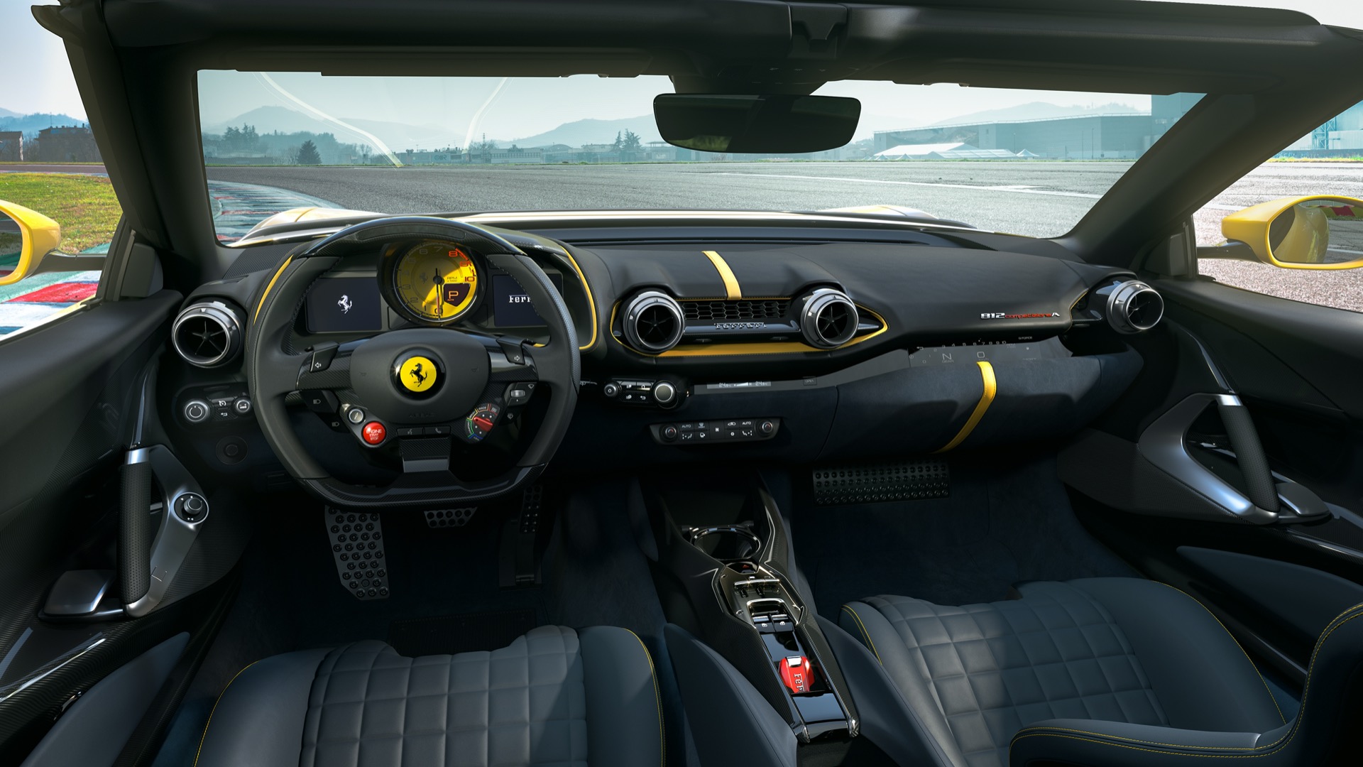 Ferrari 812 Competizione 8