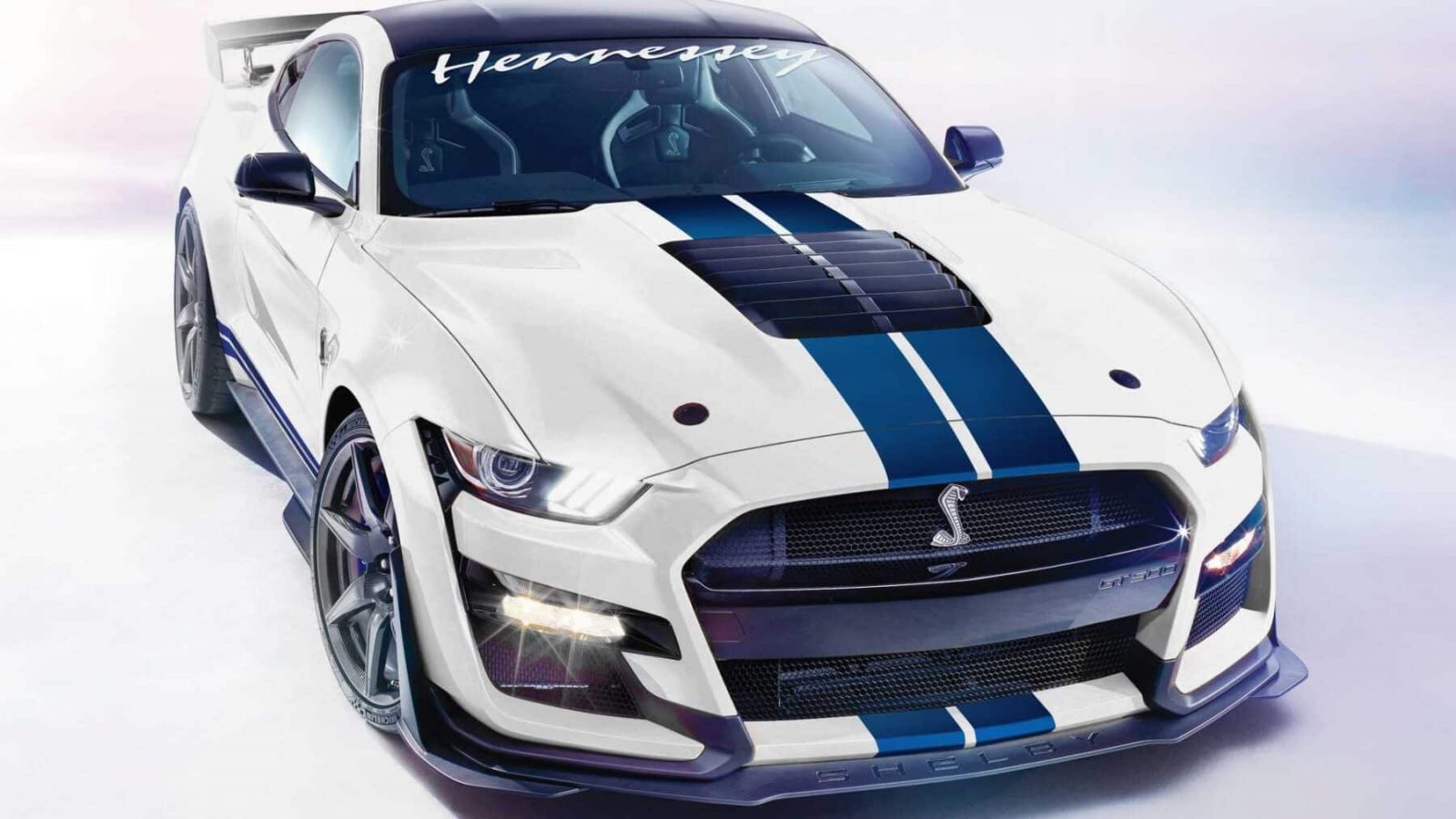 Ford Mustang Shelby GT500, der Predator auf der Durchreise durch Hennessey