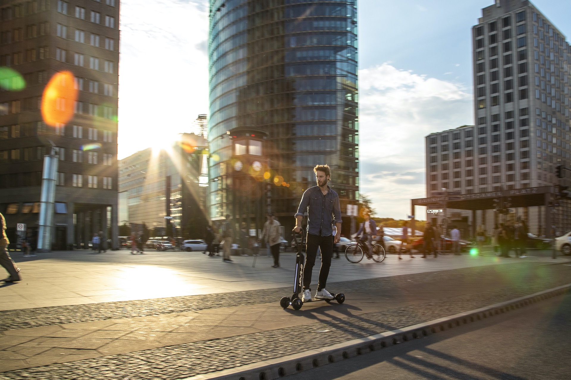 Audi Combines E Scooter With Skateboard