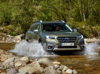 Subaru Outback 2021 (15)