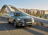 Subaru Outback 2021 (7)