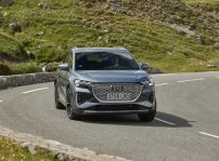 Audi Q4 E Tron 40 8