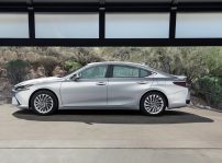 Lexus Es 300h (8)