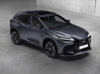 Lexus Nx 450h+ (2)