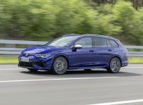 The New Volkswagen Golf R Variant