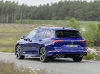 The New Volkswagen Golf R Variant