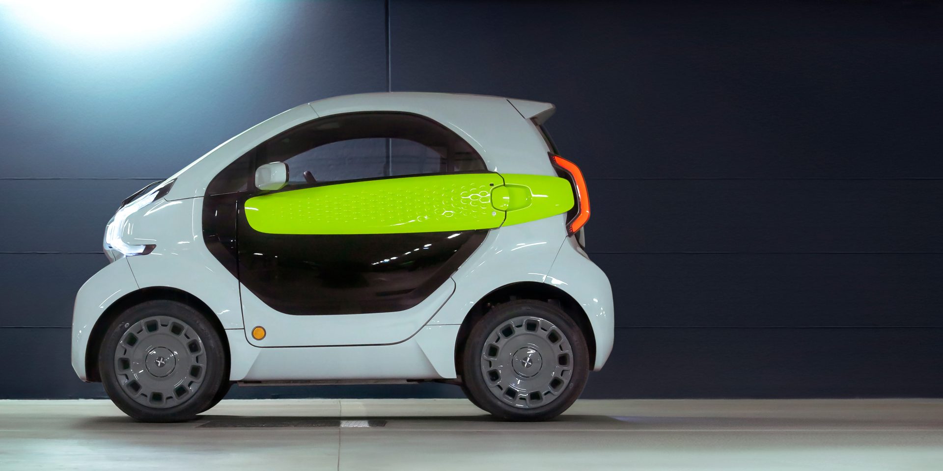 Probamos el XEV Yoyo, el nuevo cuadriciclo eléctrico concebido para