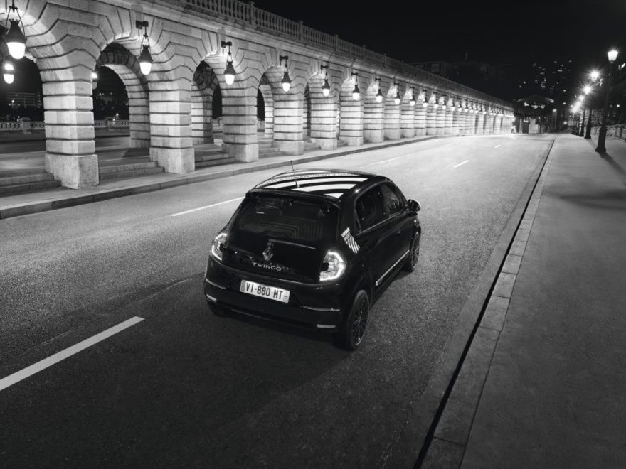 Renault Twingo Urban Night 2022 (1)