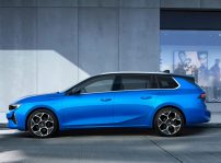 Opel Astra Tourer 2022 (10)