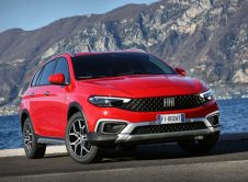 Fiat Tipo Cross Red (1)