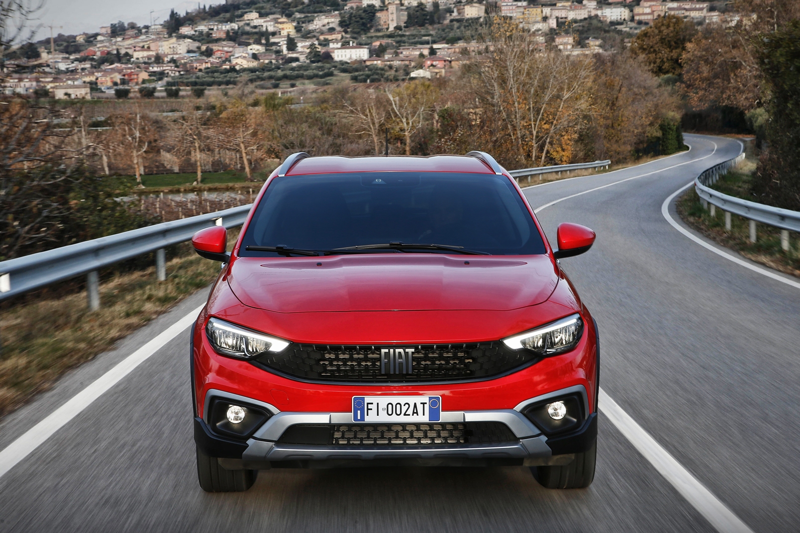 Fiat Tipo Cross Red (2)