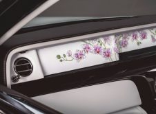 Rolls Royce Phantom Orchid (9)
