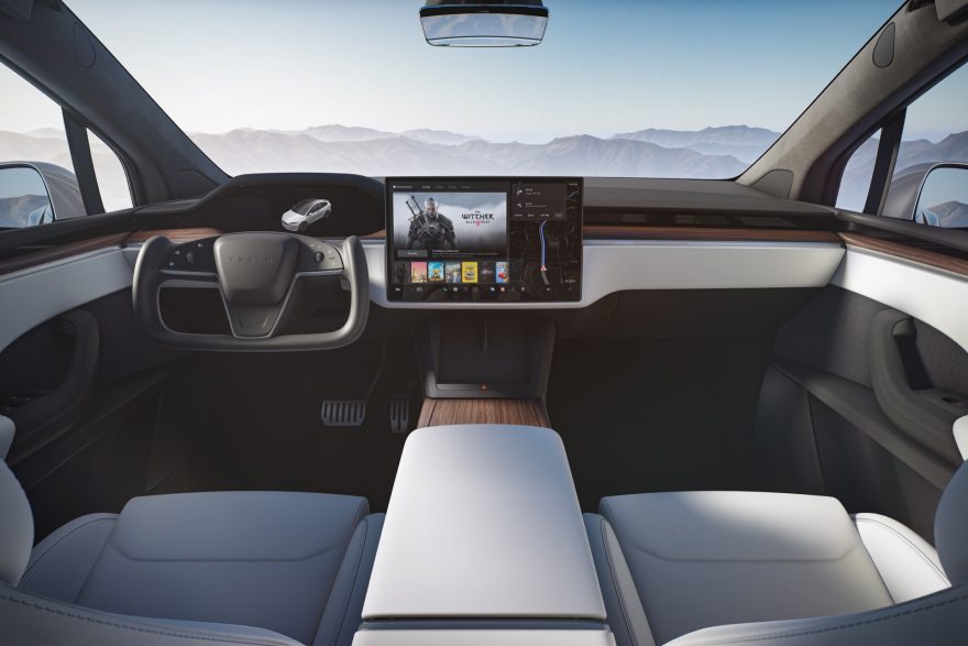 Tesla Model X Plaid 6