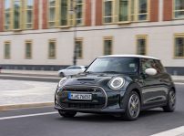 Mini Cooper Se Resolution Edition 51