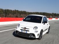 Abarth 595 695 (8)