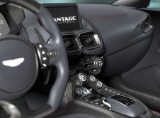 Aston Martin V12 Vantage 2022 (11)