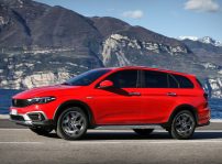 Fiat Tipo Red (3)