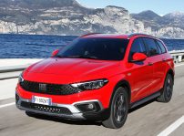 Fiat Tipo Red (4)