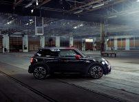 Mini John Cooper Works Pat Moss (14)