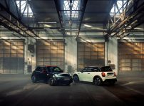 Mini John Cooper Works Pat Moss (8)