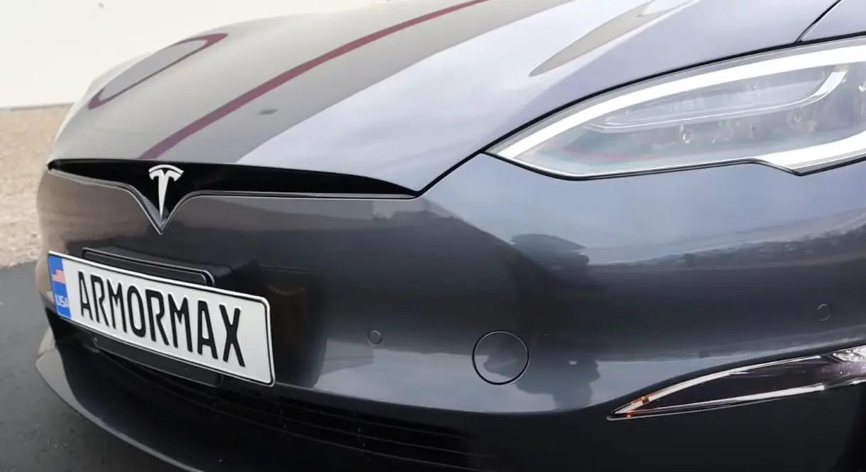 Tesla Model S Plaid Armormax Frontal