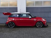 MINI John Cooper Works Bulldog Team