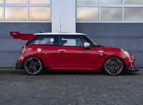 MINI John Cooper Works Bulldog Team