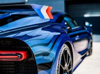 Bugatti Chiron Vague De Lumiere (9)