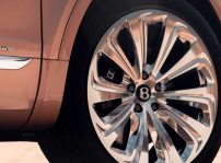 2023 Bentley Bentayga Extended Wheelbase (16)