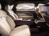 2023 Bentley Bentayga Extended Wheelbase (5)