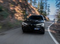 Alfa Romeo Stelvio Estrema Giulia Estrema (5)