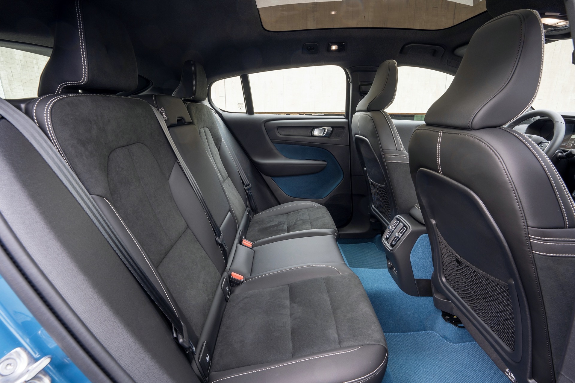Volvo C40 Recharge, Interior