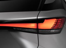 Lexus Rx 350 Silver Detail Tail Light V2