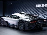 Der Neue Mercedes Amg One: Formel 1 Technologie Für Die Straße The New Mercedes Amg One: Formula 1 Technology For The Road