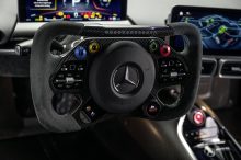 Así de complicado es conducir el Mercedes-AMG One