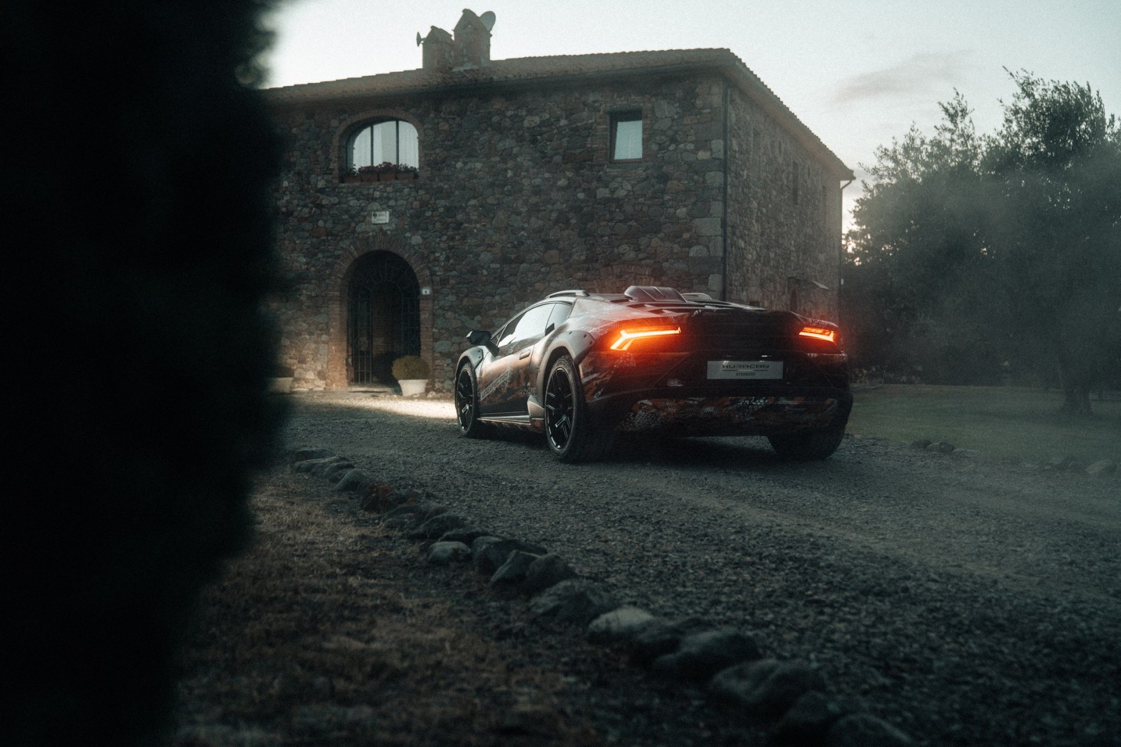 Lamborghini Huracan Sterrato Teaser 5