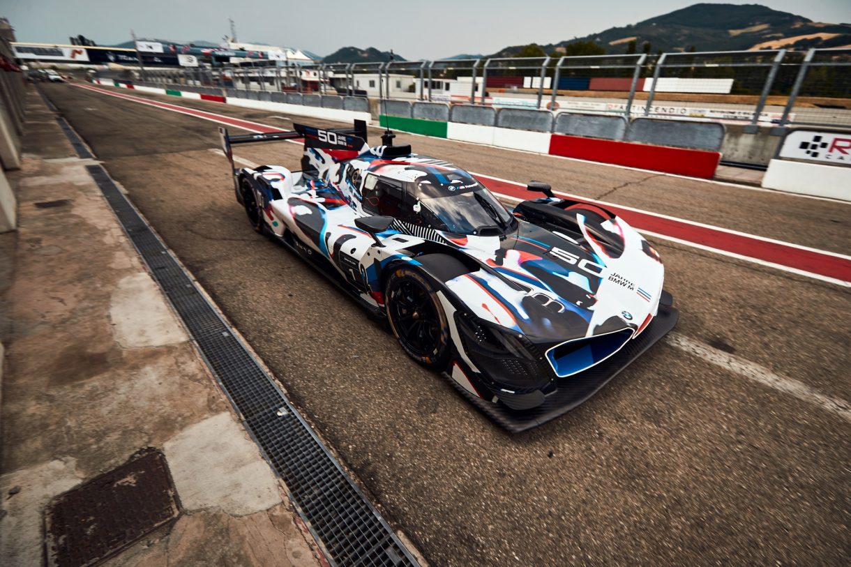 BMW M ハイブリッド V8 LMDh は 2024 年のル・マンに参戦します