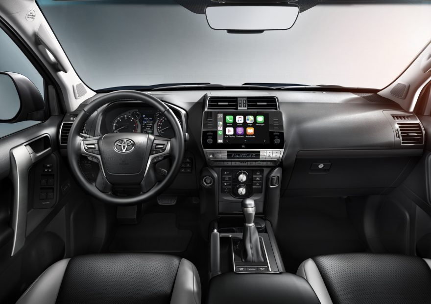 Toyota Land Cruiser Matt Black Edicion Especial (5)