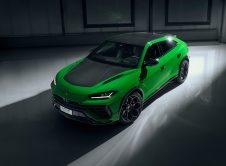 2023 Lamborghini Urus Performante 1