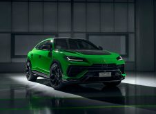 2023 Lamborghini Urus Performante 3