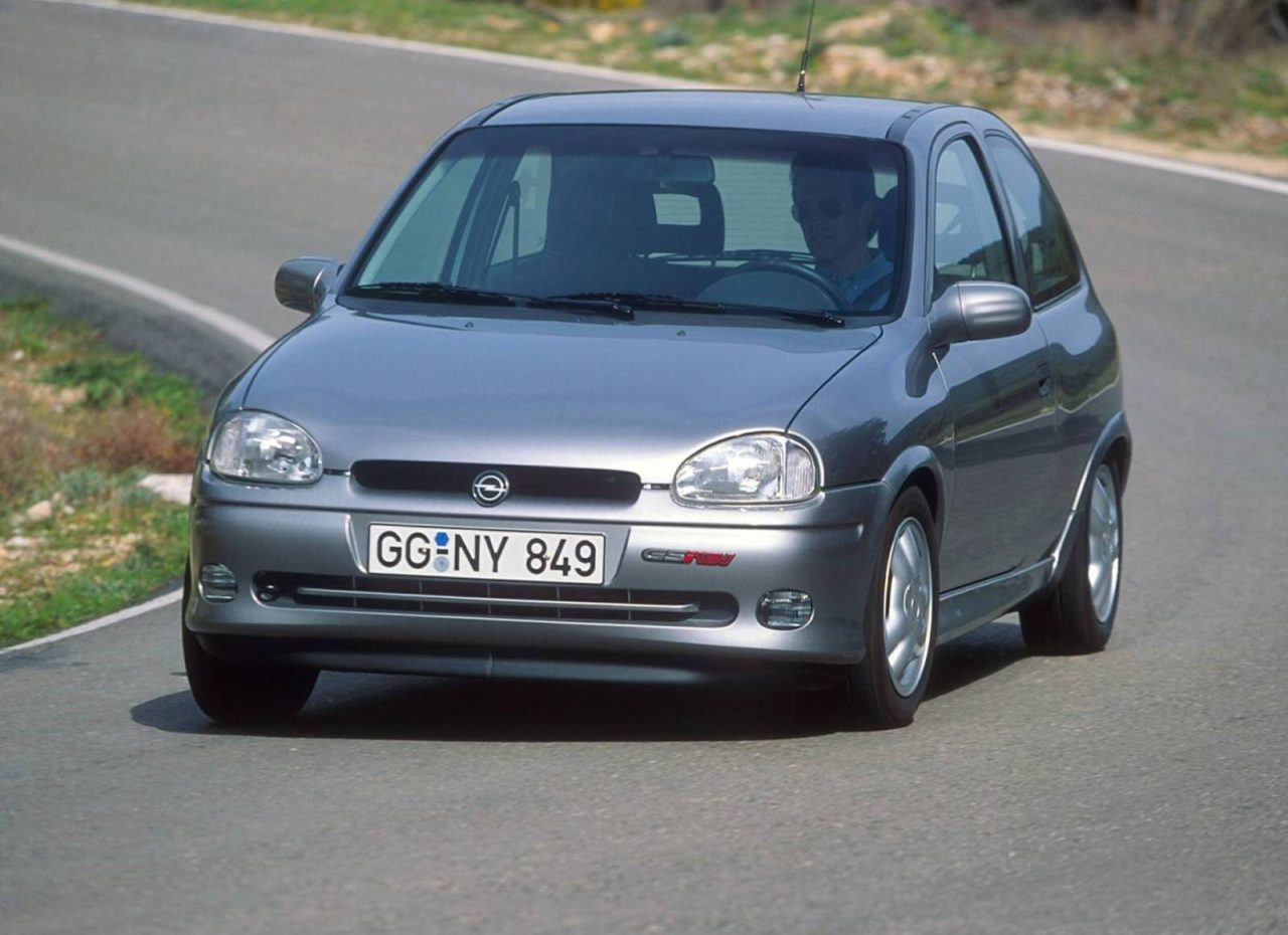 オペル コルサ B Gsi 1993 1995 R2