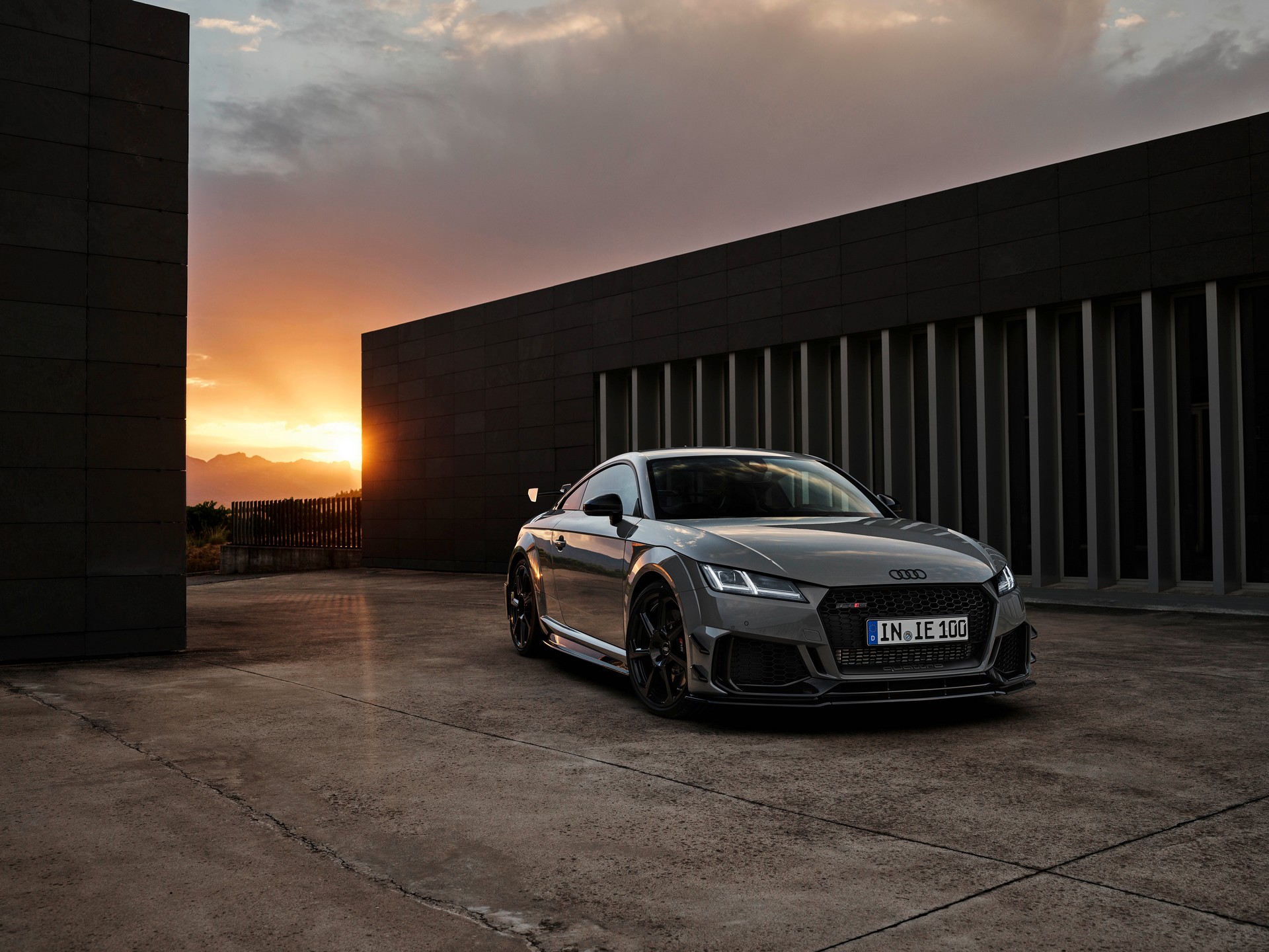 Audi Tt Rs Iconic Edition Limitada (14)