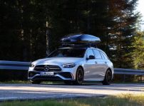 Die Neuen Mercedes Benz Dachboxen: Sportlich, Elegant Und Mehr Volumen The New Mercedes Benz Roof Boxes: Sporty, Elegant And More Capacity