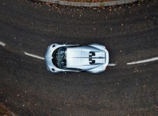 16 Bugatti Chiron Profilee