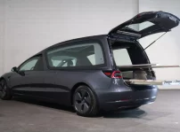 Tesla Hearse 3 Model 3 Funerario (30)