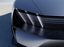 Peugeot Inception Concept 8